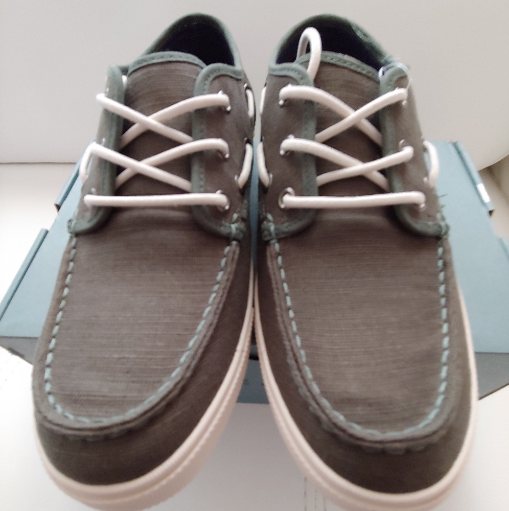 Men's Shoes - Picture 5 of 8